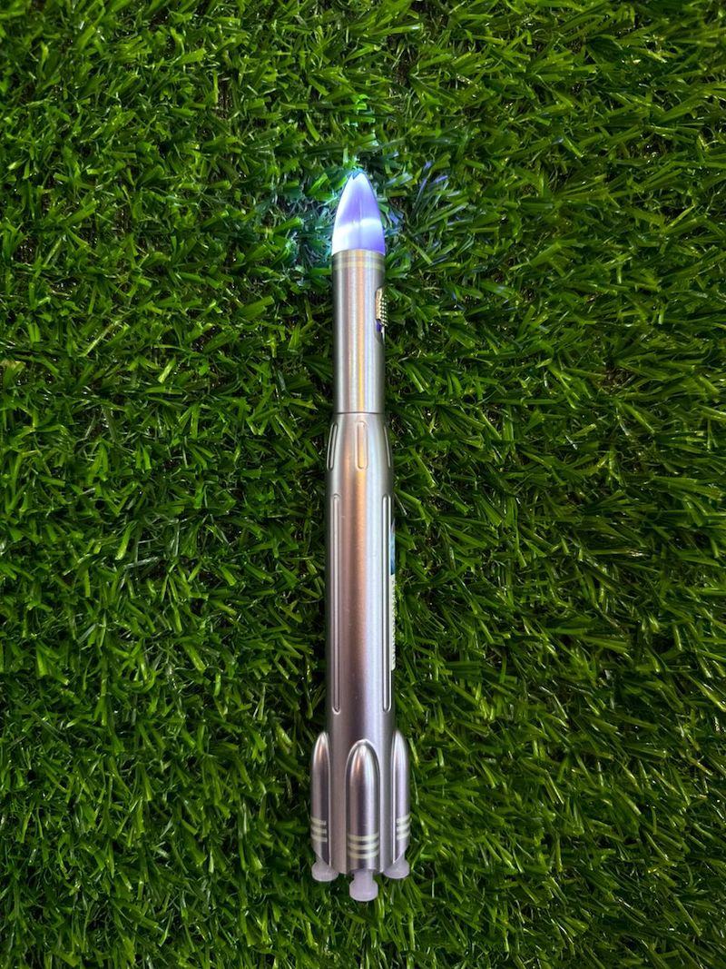 Rocket Shaped LED Gel Pen with Light-Up Tip (1 Piece – Random Metallic Color) thumbnail 5