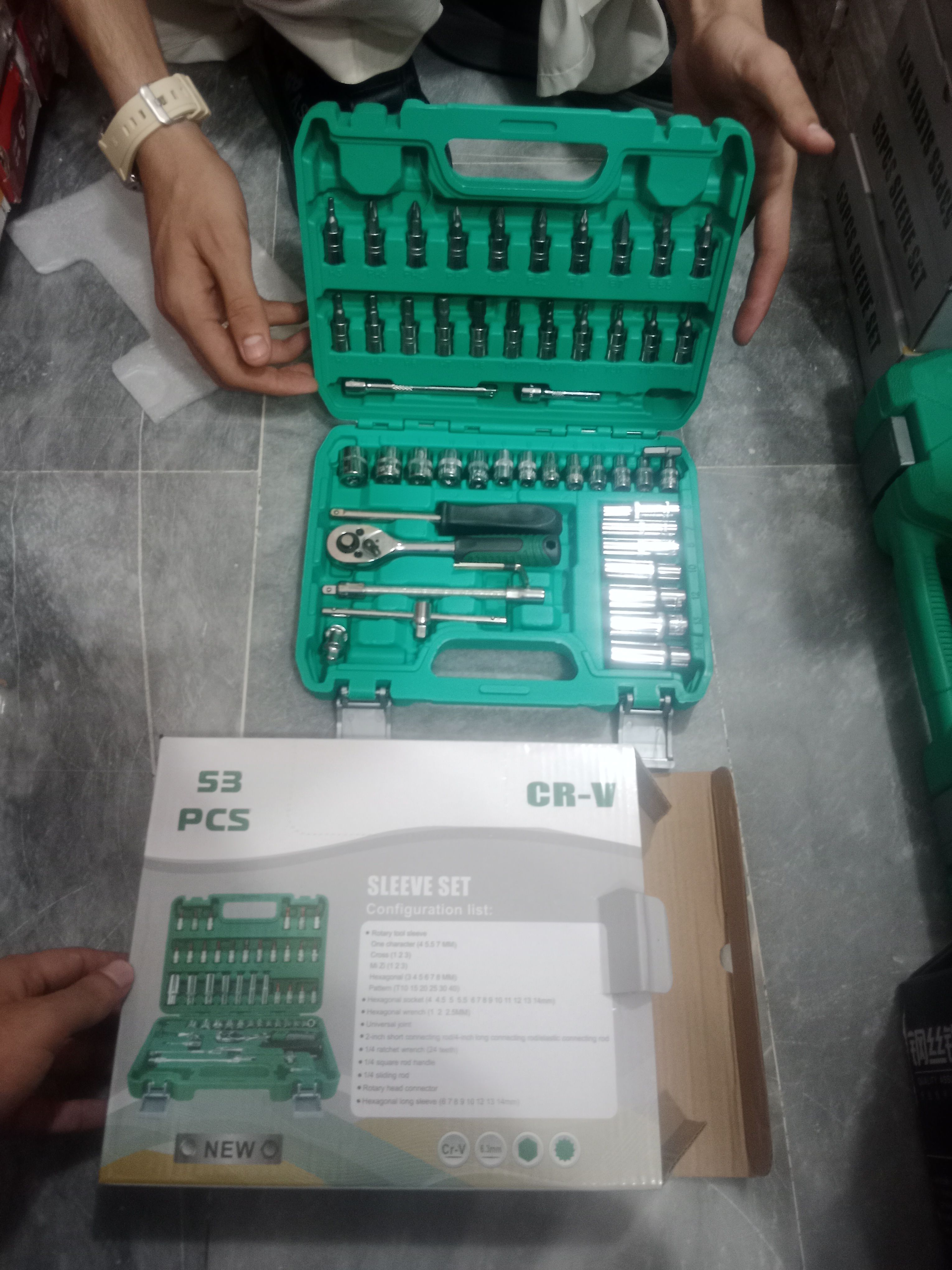 53 Piece Auto Repair Tool Set Professional Kit - Tool Set Designed For Hardware Maintenance And Daily Repair Routine thumbnail 4