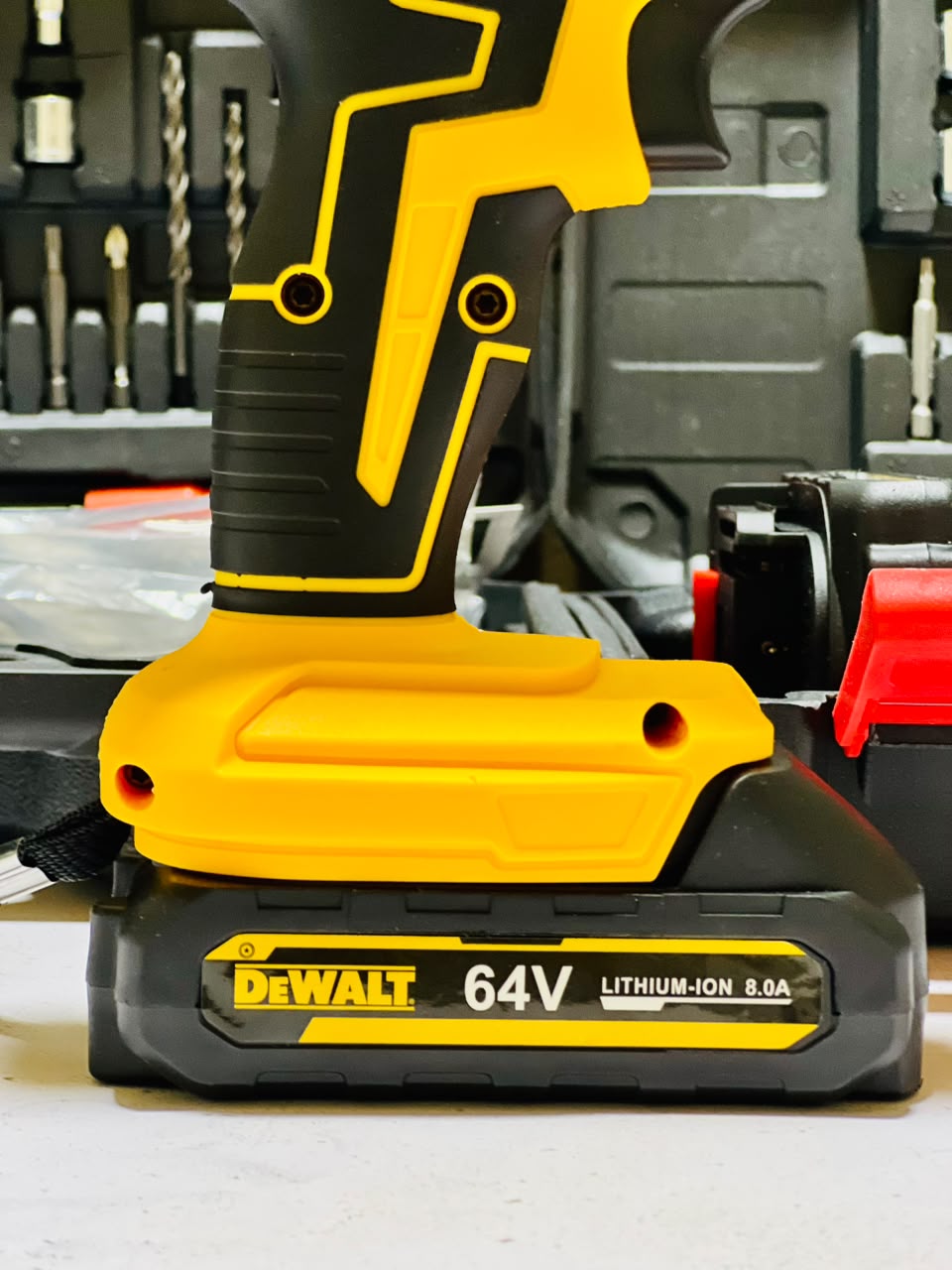 DeWalt 64V Cordless Drill Machine With 2 Lithium-Ion Batteries Charger 20-Piece Drill Bits Screwdriver Heads And Extender Kit