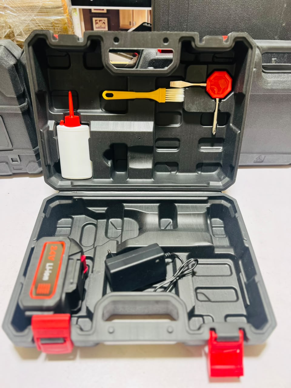 DeWalt 64V Cordless Drill Machine With 2 Lithium-Ion Batteries Charger 20-Piece Drill Bits Screwdriver Heads And Extender Kit thumbnail 3