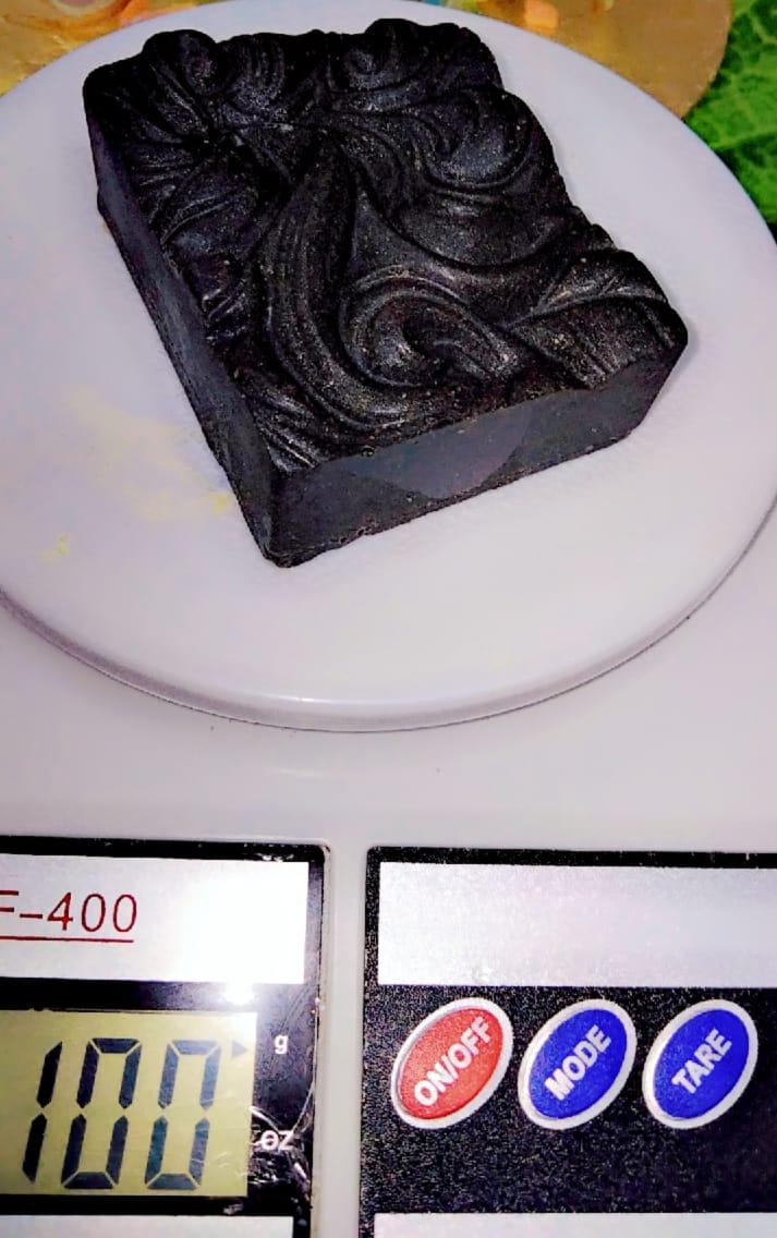 Charcoal Blackhead Removal Soap – Deep Cleansing Activated Charcoal Soap for Blackheads, Acne, Oil Control, Pore Cleansing & Clear Skin | Handmade Organic Soap thumbnail 3