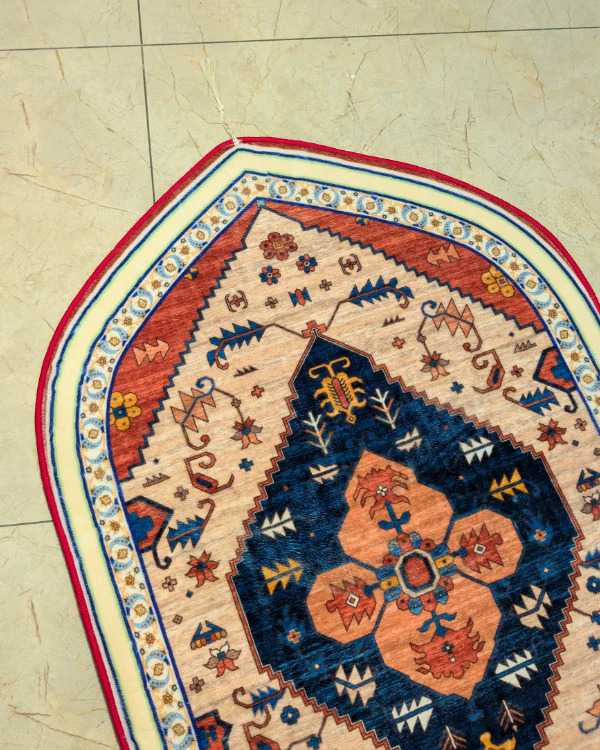 The Royal Caucasian Medallion Prayer Mat 70x115cm | Elegant Islamic Prayer Rug for Daily Salah thumbnail 2