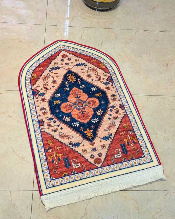 The Royal Caucasian Medallion Prayer Mat 70x115cm | Elegant Islamic Prayer Rug for Daily Salah thumbnail 4