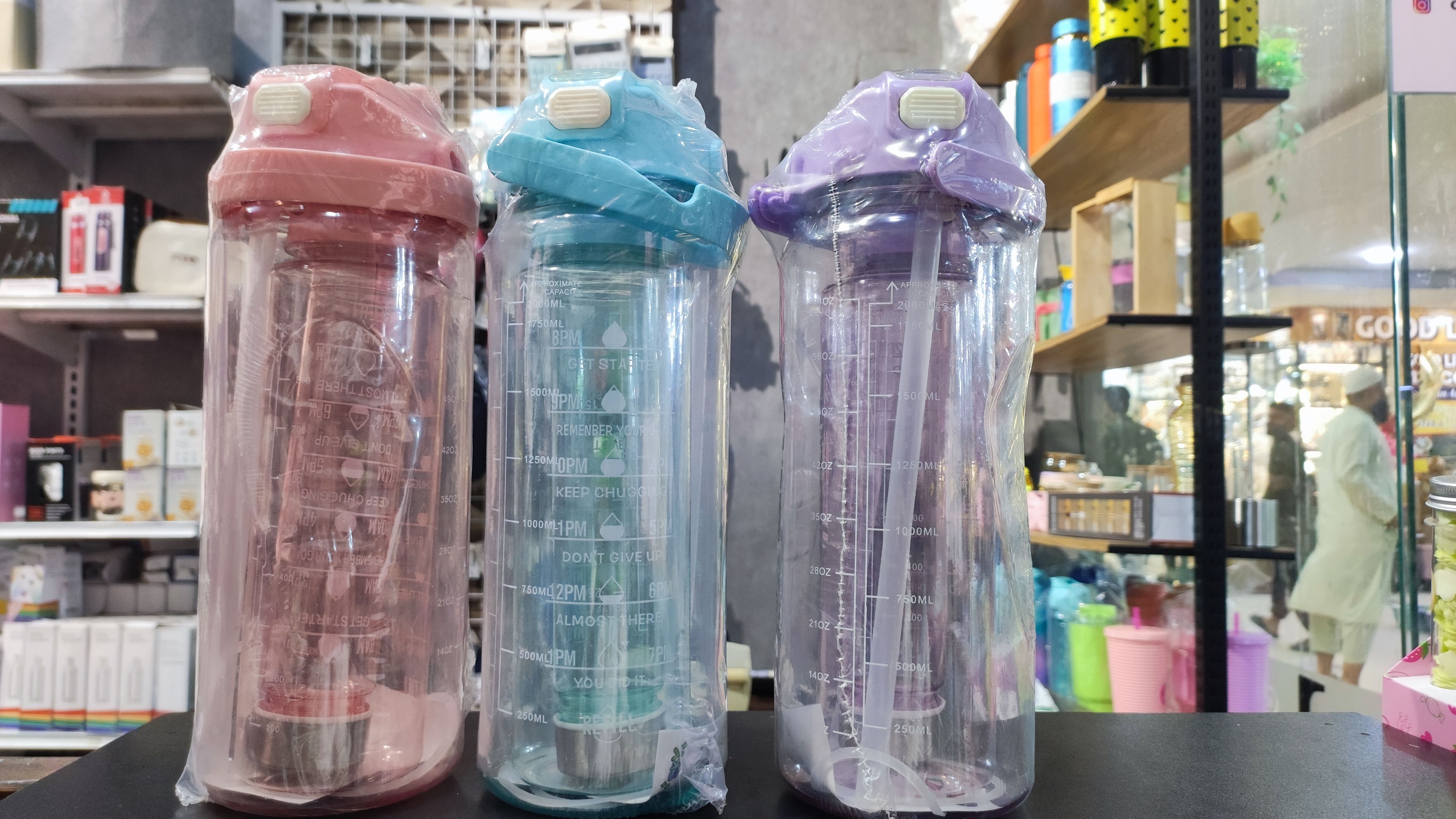 Motivational Water Bottle with Time Markers & Straw (Random Colour) thumbnail 3