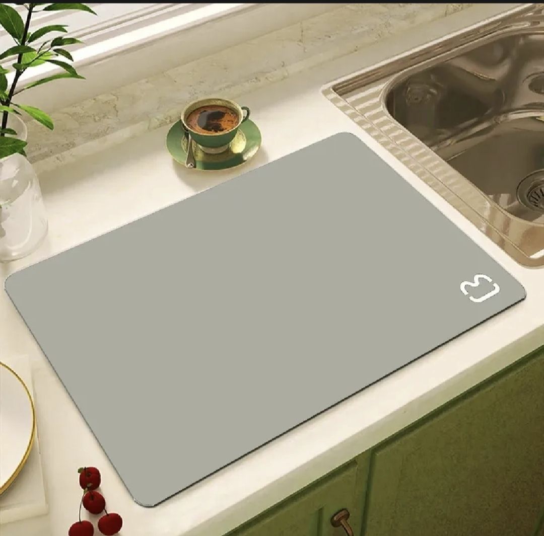 Premium Kitchen Drying Mat perfect for keeping Your kitchen Counters Clean and Dry (Random Colour) view 3