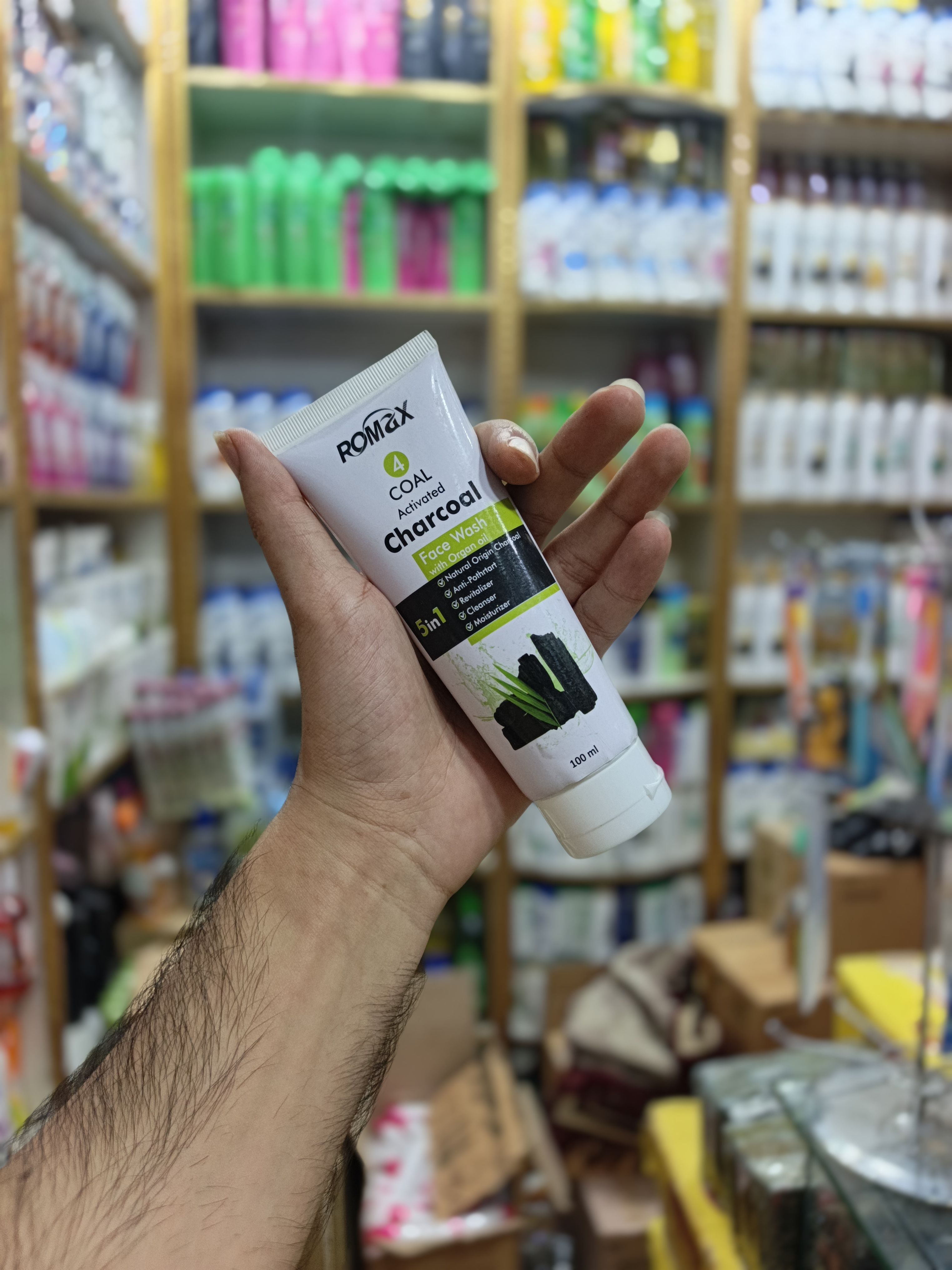 Romax Activated Charcoal 5 In 1 Face Wash 100ml Deep Cleansing Detoxifying Moisturizing Formula With Oats And Olive Oil view 3