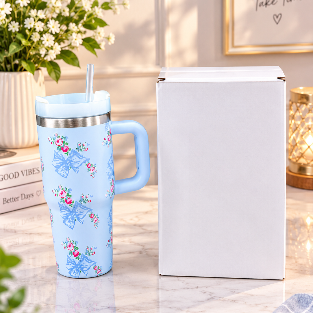 Stanley Style Blue Floral Print Tumbler - Drinkware Accessory Designed For Liquid Hydration And Daily Travel Routine - 600ML