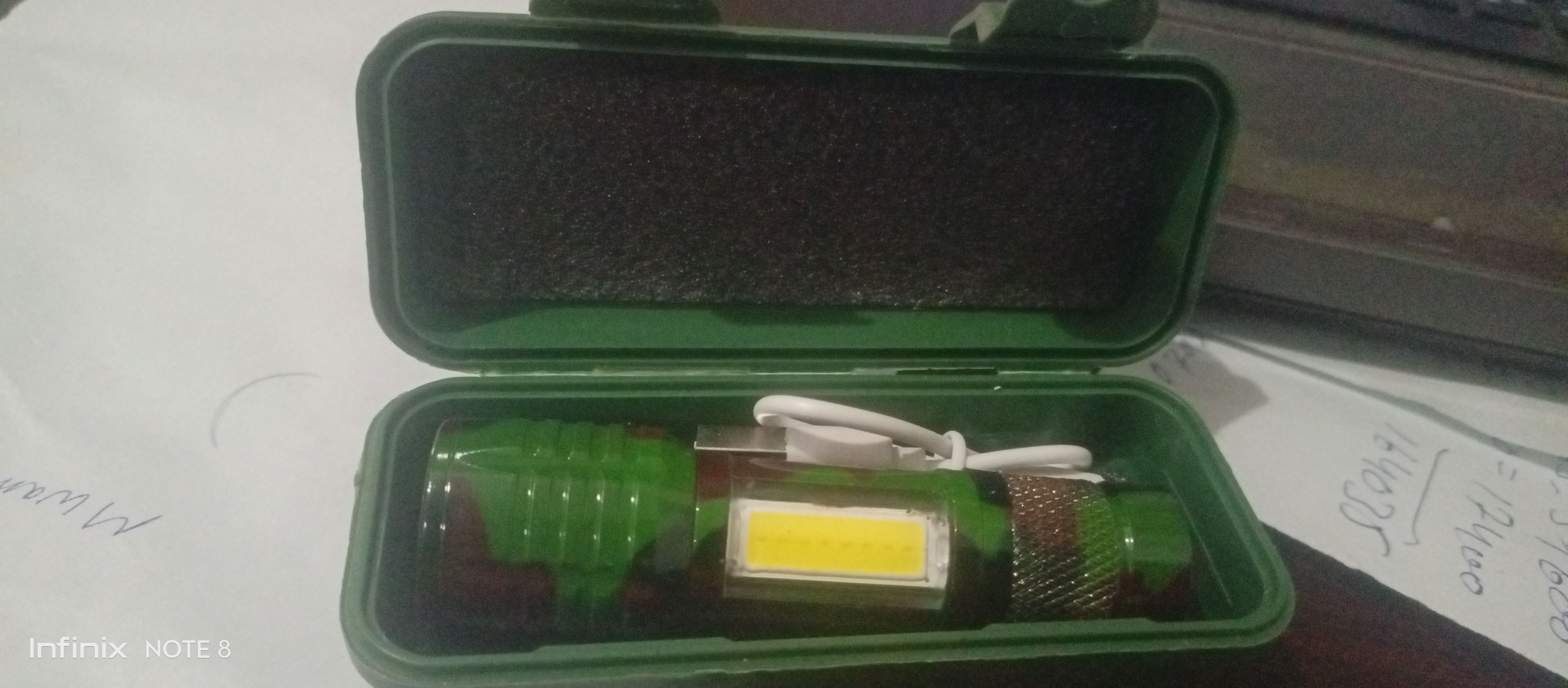 Portable XPE+COB LED Flashlight with Protective Case view 5