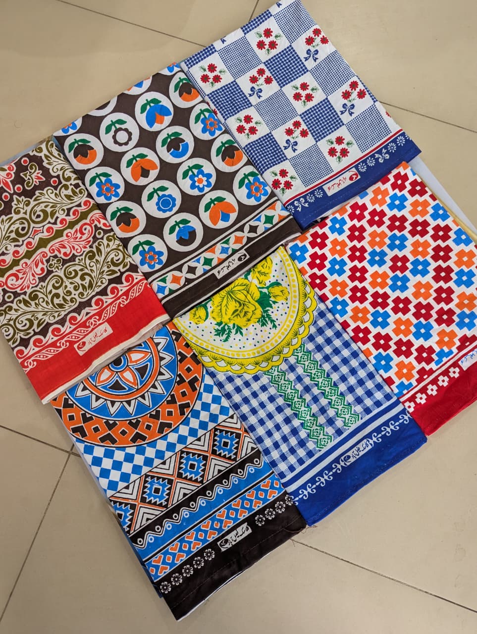 12 Pcs Classic Premium Pure Cotton Table-Printed Roti Romal/ Chouras Regular Romaal (23.5" x 23.5") – Random Color / Design thumbnail 3