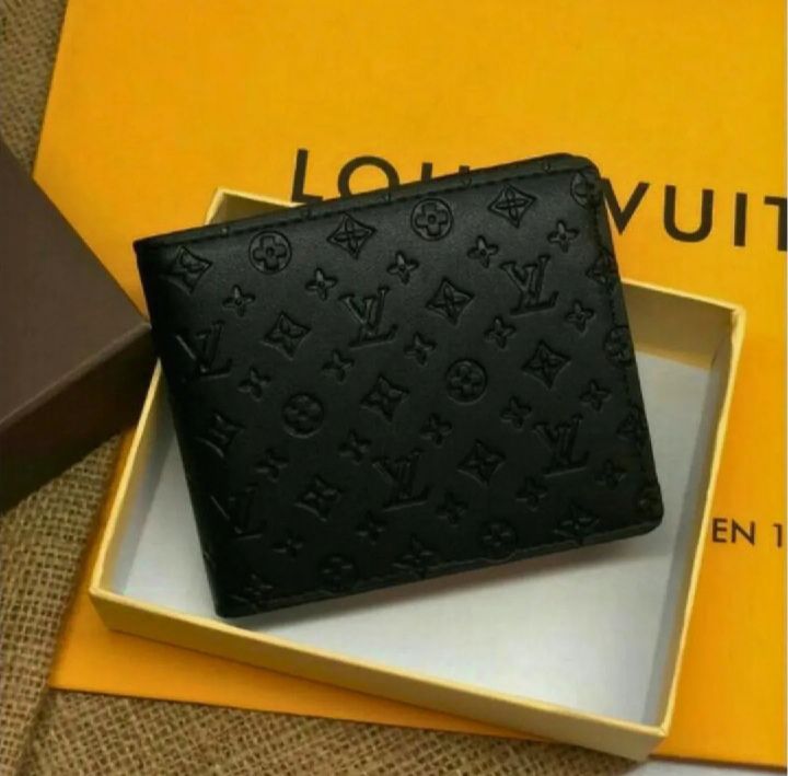 Premium LV style Leather Wallet (Without Box) - Buy Online in Pakistan at Zenbu Store (Image 6)