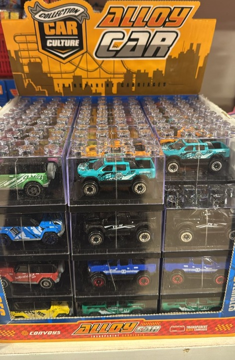 1 Pc - Die Cast Alloy Car Toy Transparent Block Carriage - Toy Accessory Designed For Entertainment And Daily Play Routine (Random Color & Design) thumbnail 3