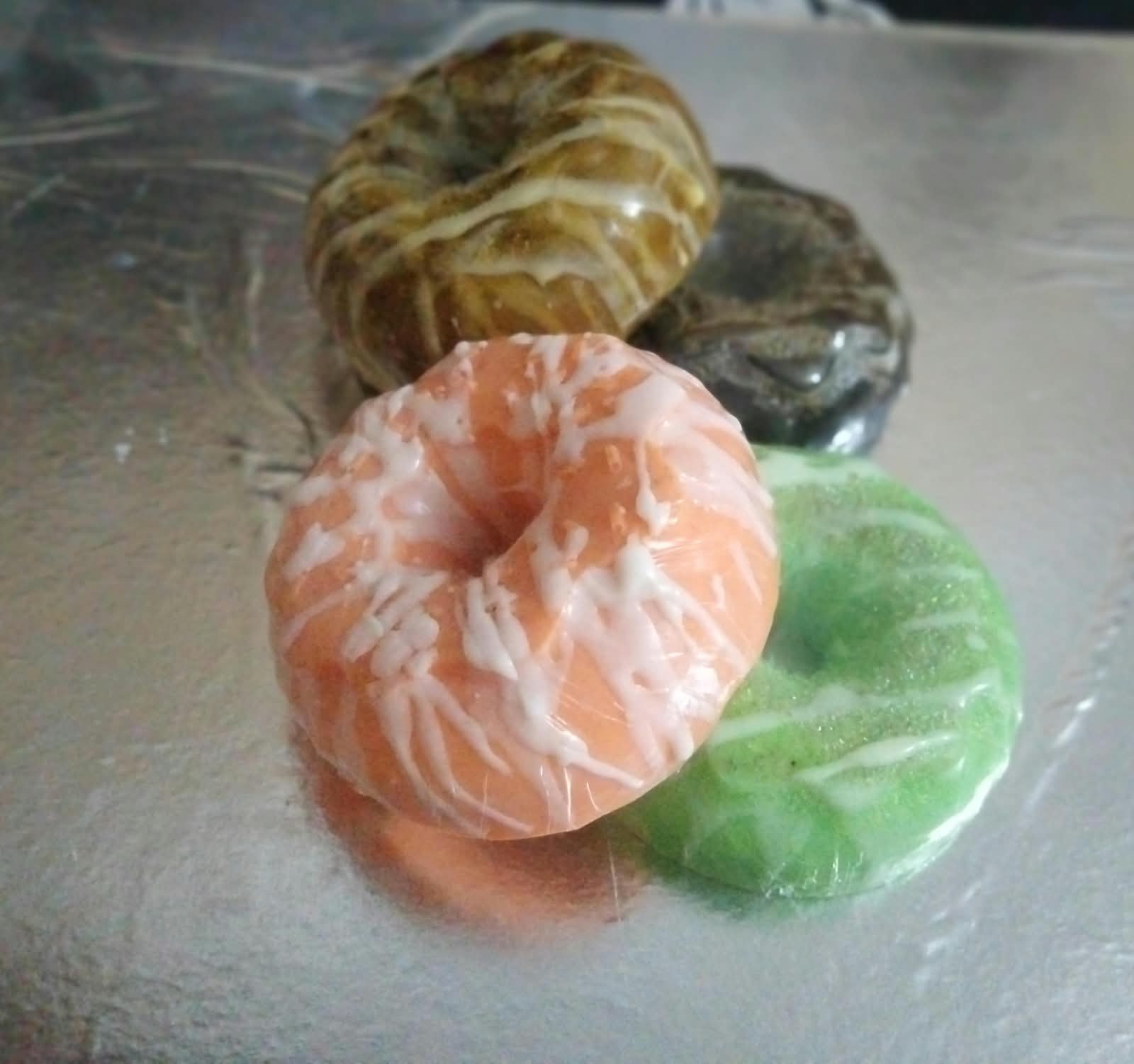 1 Pc - Donut Baby Soap Soft Care For Your Little One - Personal Care Accessory Designed For Styling And Daily Routine - 100g (Random Color) thumbnail 4