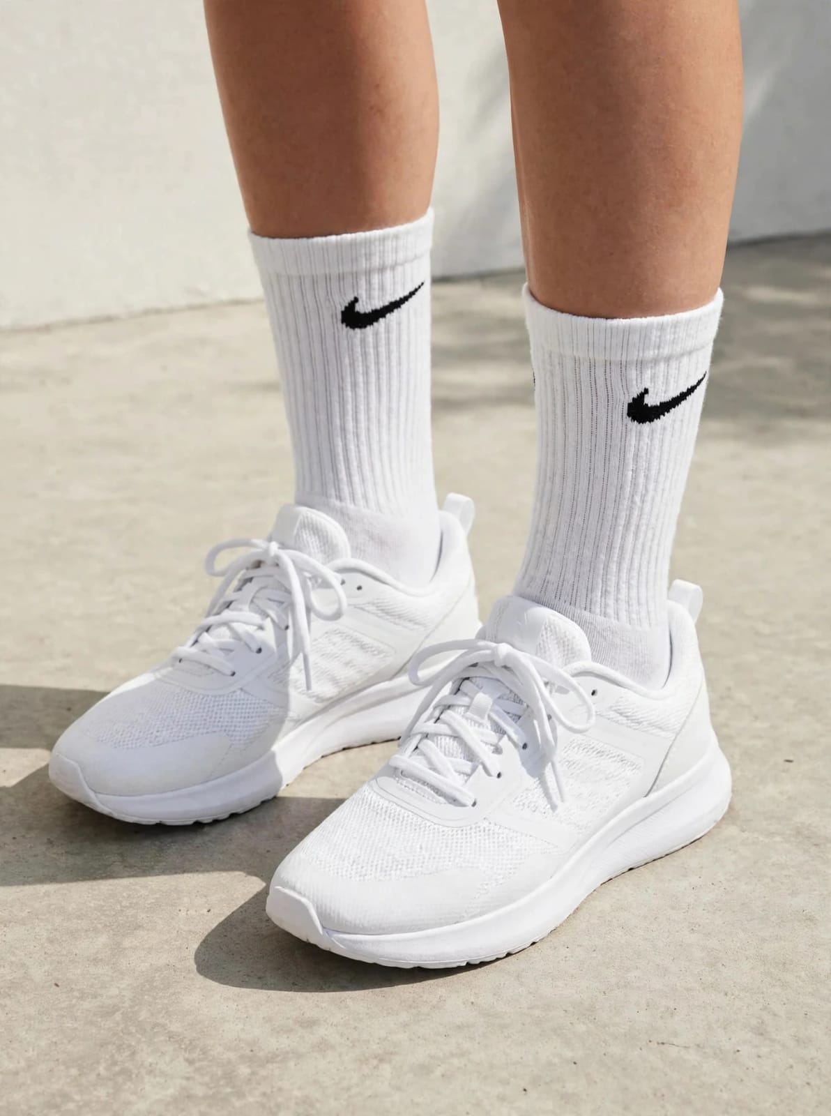 MEN'S Nike Crew White Drifit Socks 3 Pairs Pack