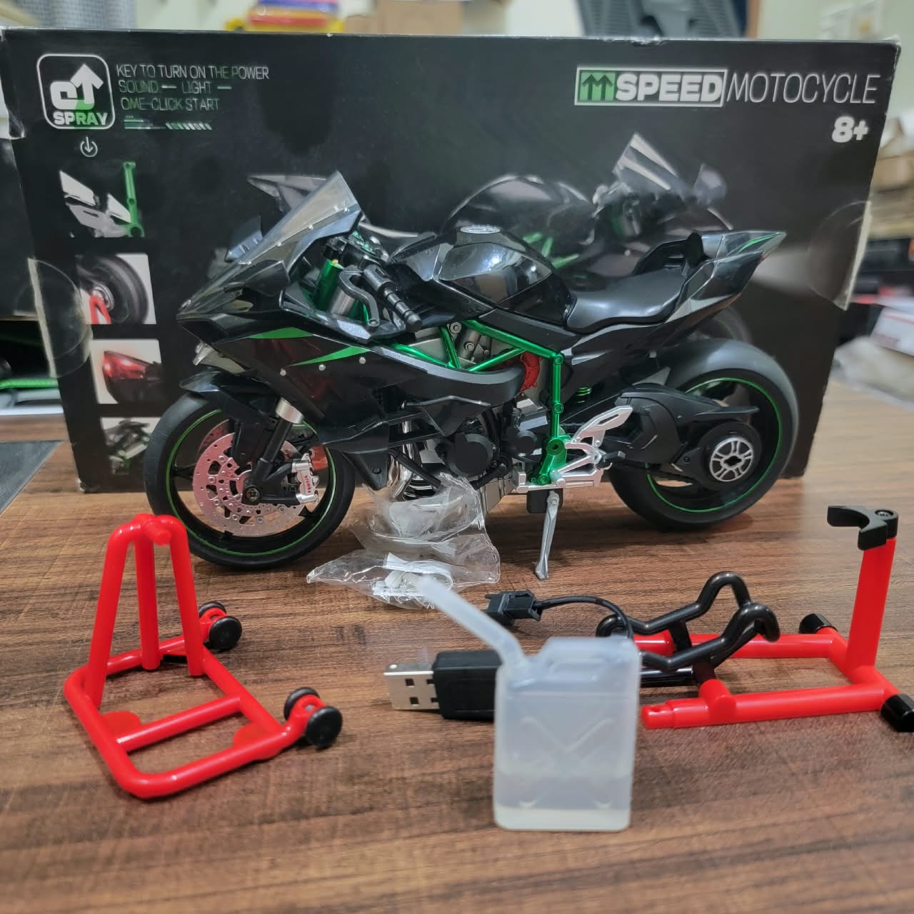 Diecast Kawasaki Ninja H2R 1:6 Scale High Speed Remote Control Motorcycle With Spray And Light Effects view 3