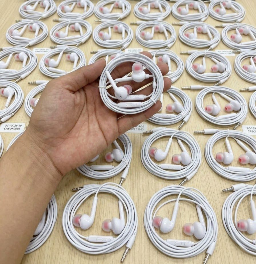 Original ST12 Handsfree Earphones With 3.5mm Audio Jack | High-Quality Sound view 2