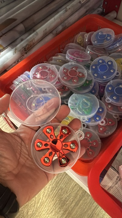 Metal Fidget Spinner with Case – Premium Heavy-Duty Precision Hand Spinner for Stress Relief & Focus random color view 3