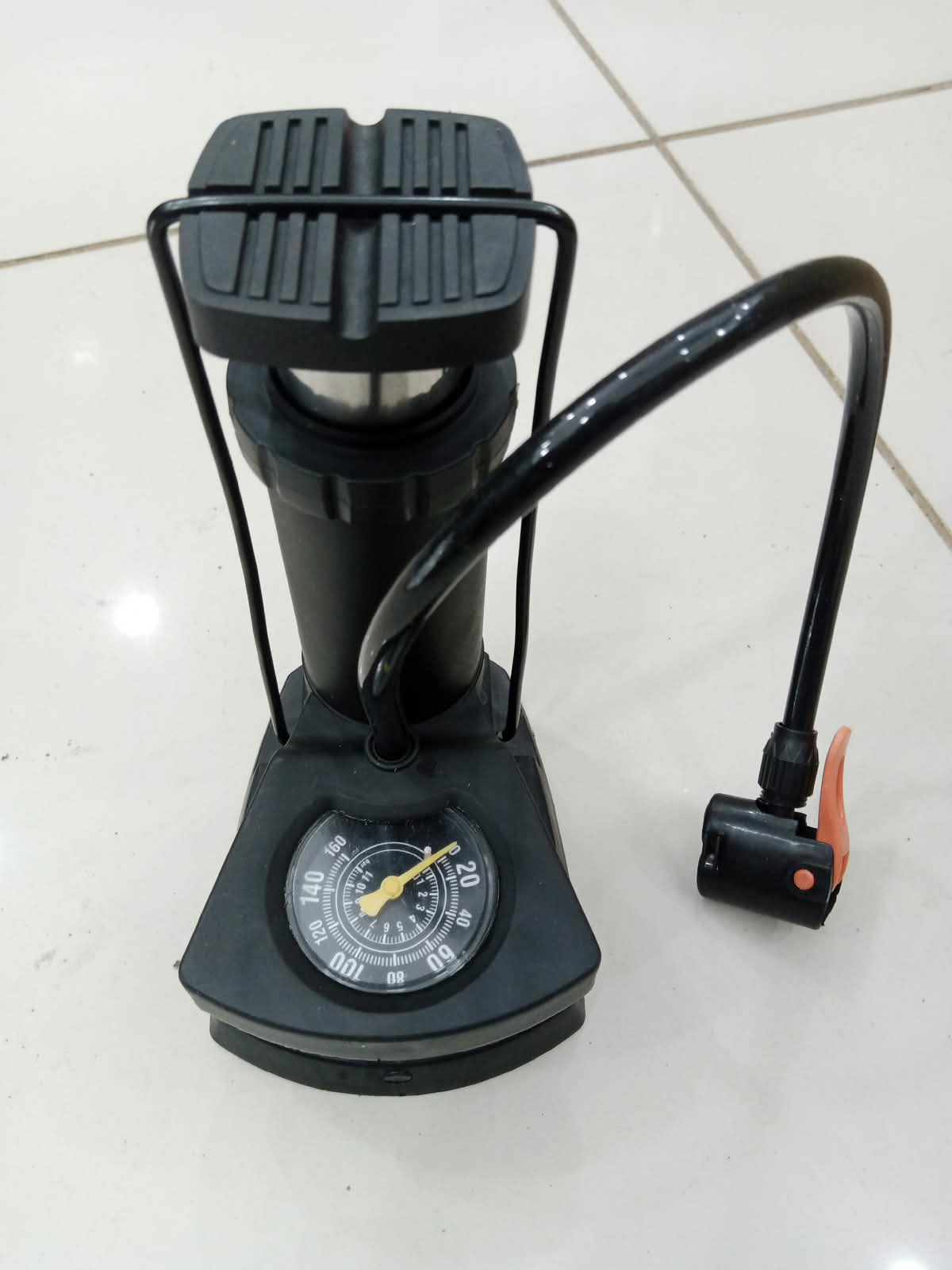 Professional Bicycle Air Pump with Pressure Gauge (Random Color) view 4