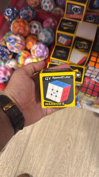 QY SpeedCube Warrior S 3x3 Speed Cube Puzzle view 3