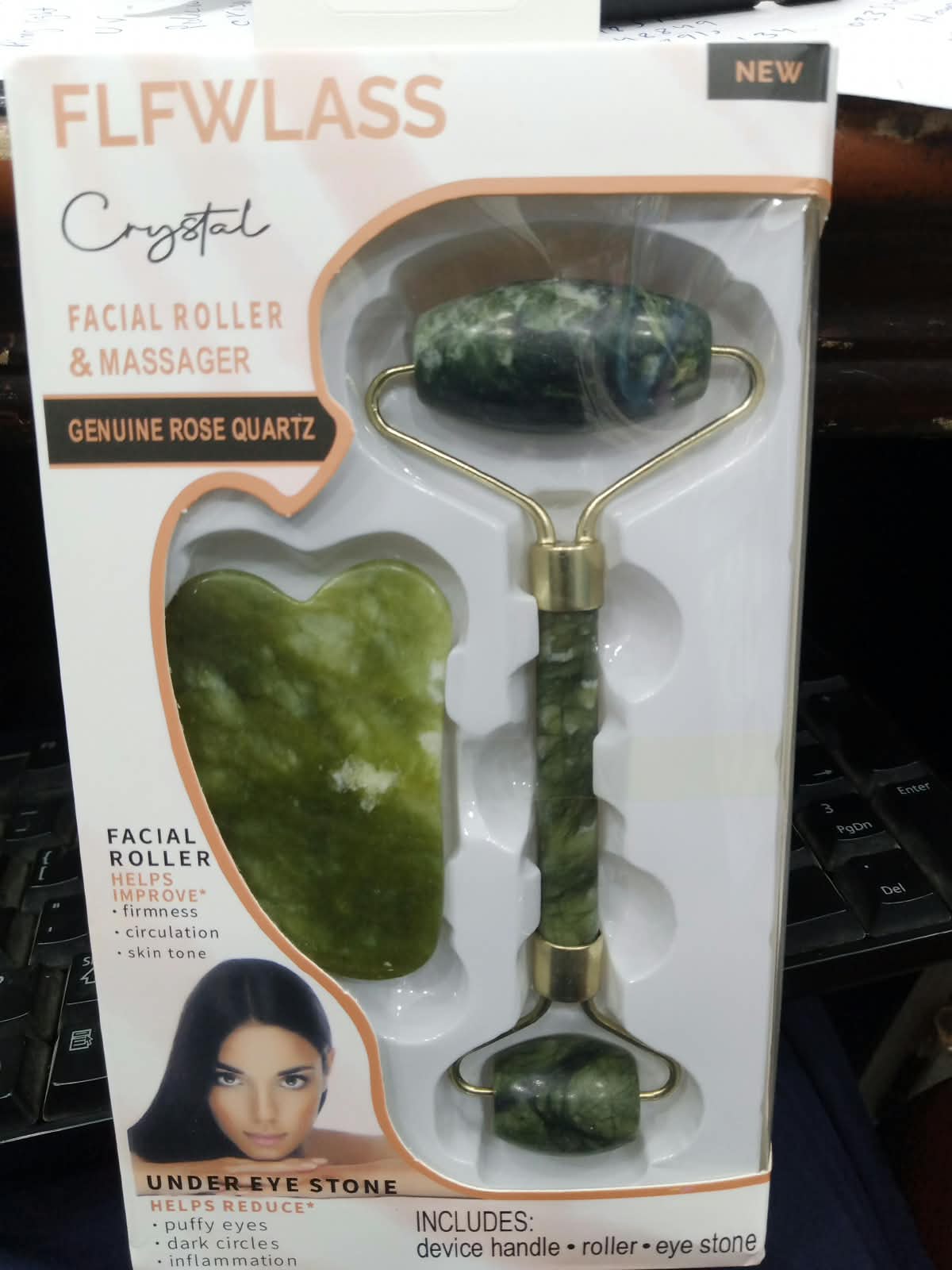 Jade Stone Roller and Gua Sha Facial Massager Set view 4