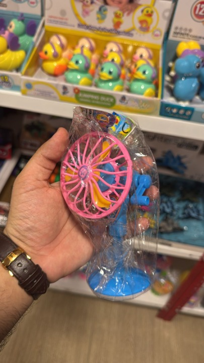 Manual Hand-Cranked Mini Fan Toy – Portable Battery-Free Cooling Fan for Kids Random Color view 3