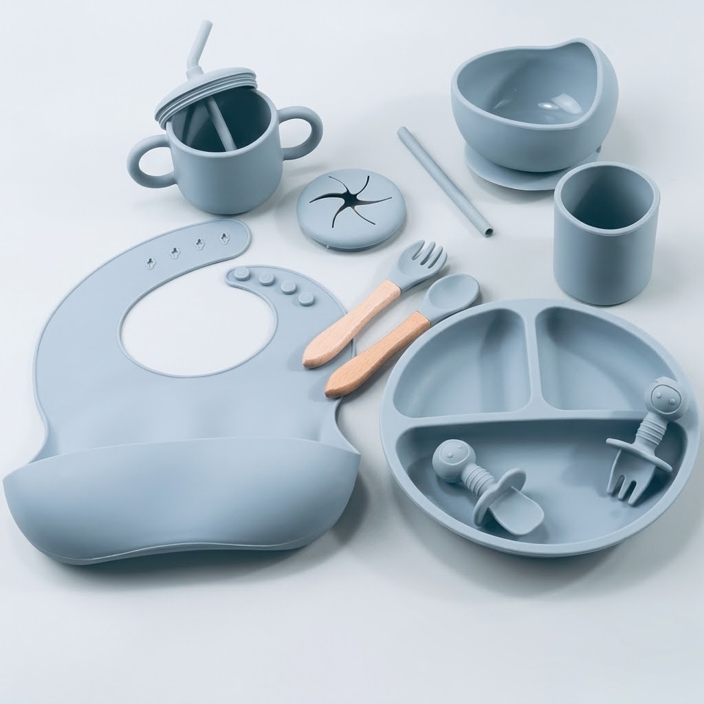 Kids Silicone Feeding Set Todler Meal Set 100 % Silicone Baby Meal Set Silicone Set Childerns Meal Training Set Cutlery . view 3