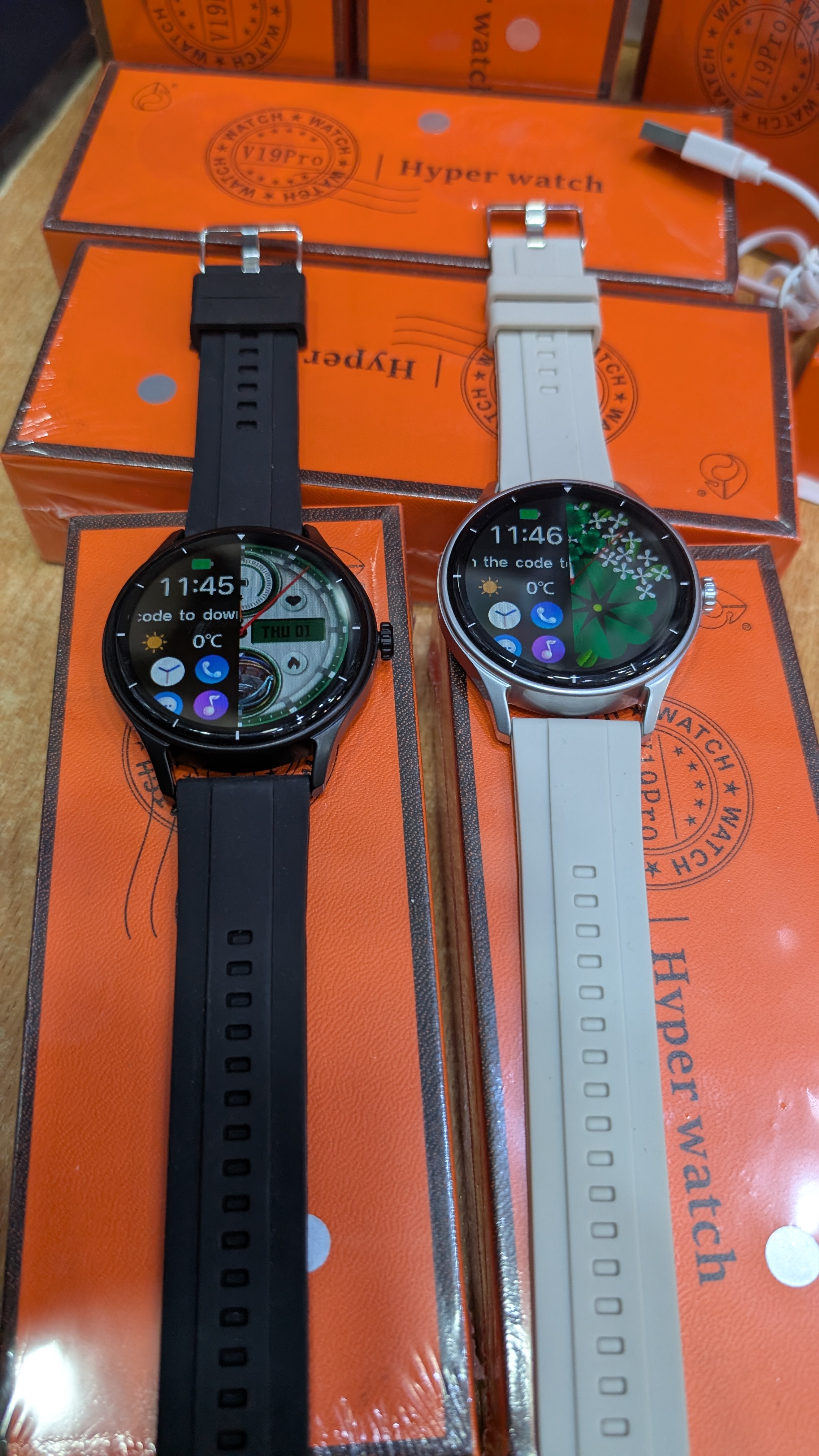 V19Pro Hyper Watch - Silicone Strap Smart Watch view 4