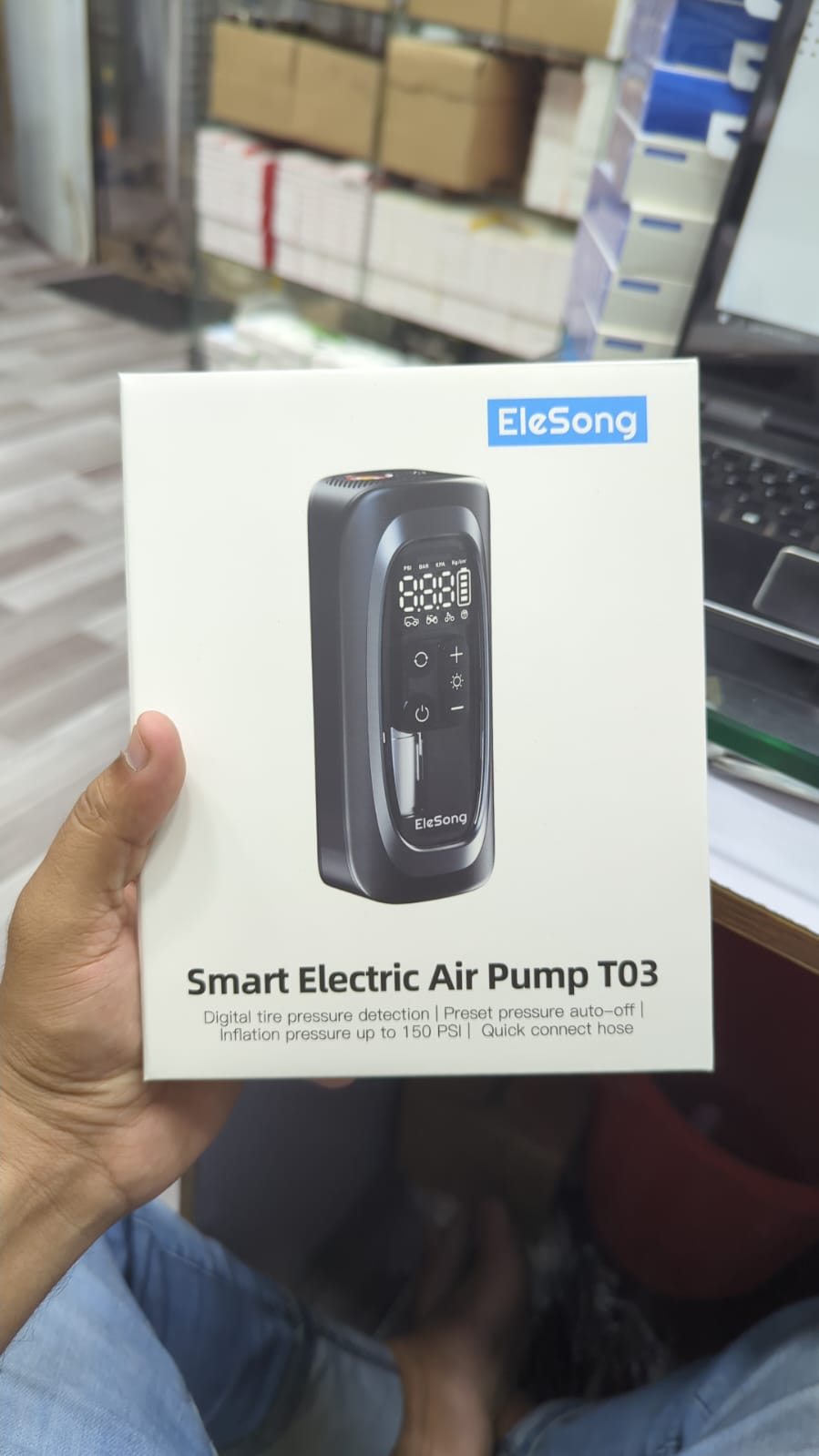 EleSong T03 Portable Electric Air Pump view 3