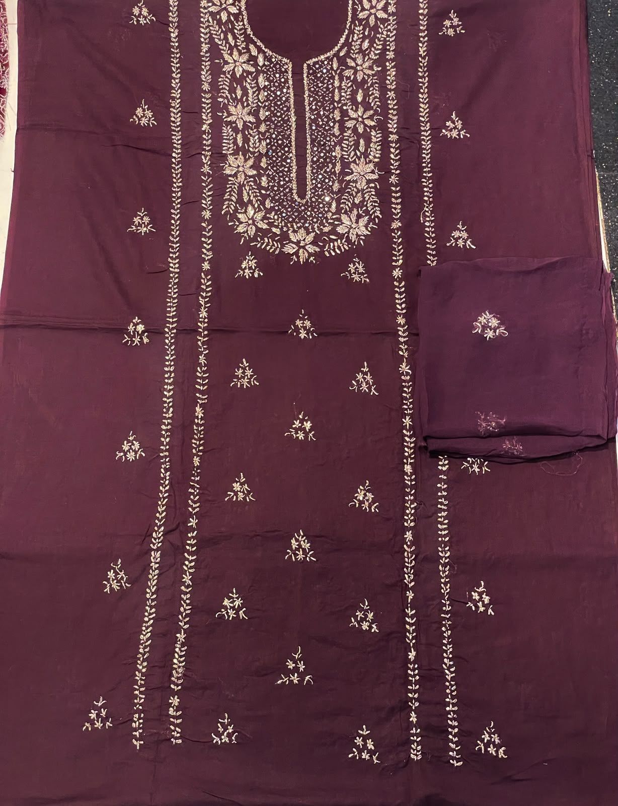 Handmade Silver Gota Work Lawn 3pc Suit With Chiffon Dupatta Fashion Apparel For Women's