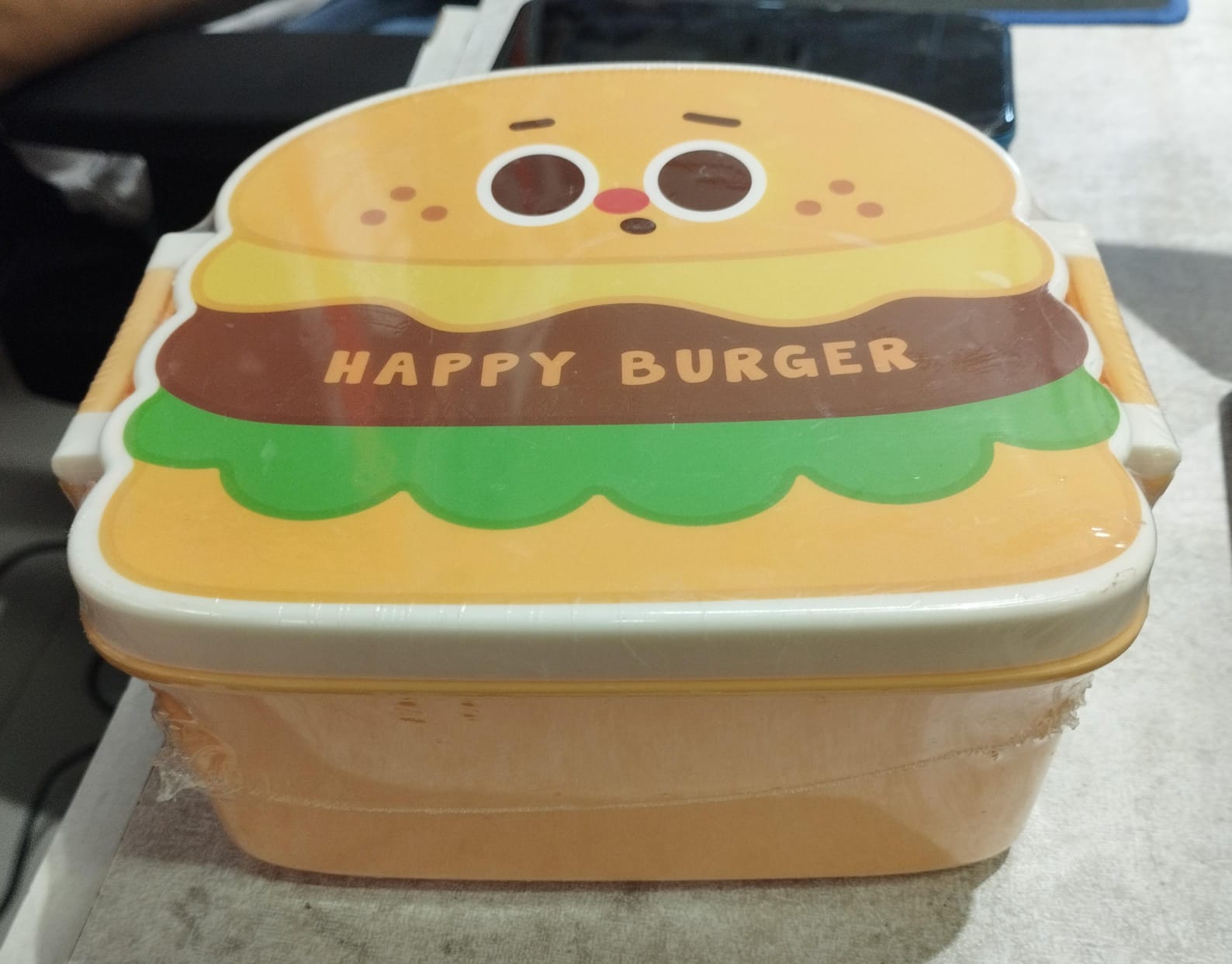 Burger Kids Lunch Box With 3 Compartments view 4