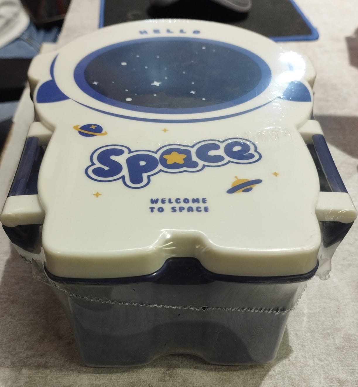 Space Theme Lunch Box with 3 Compartments view 4