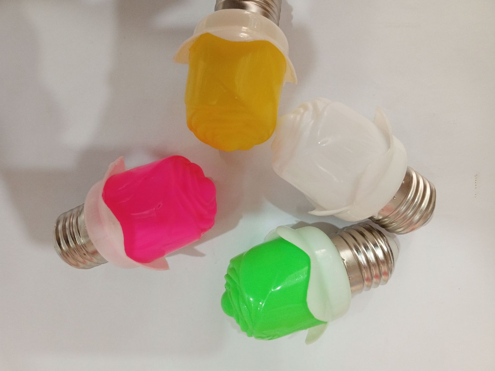 Decorative Rose-Shaped LED Light Bulbs Random Color view 4