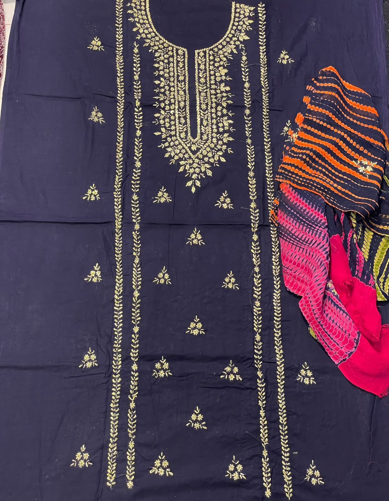 Handmade Gueen Golden Gota Work With Cheffon Dupatta 3 Pc Suit Lawn