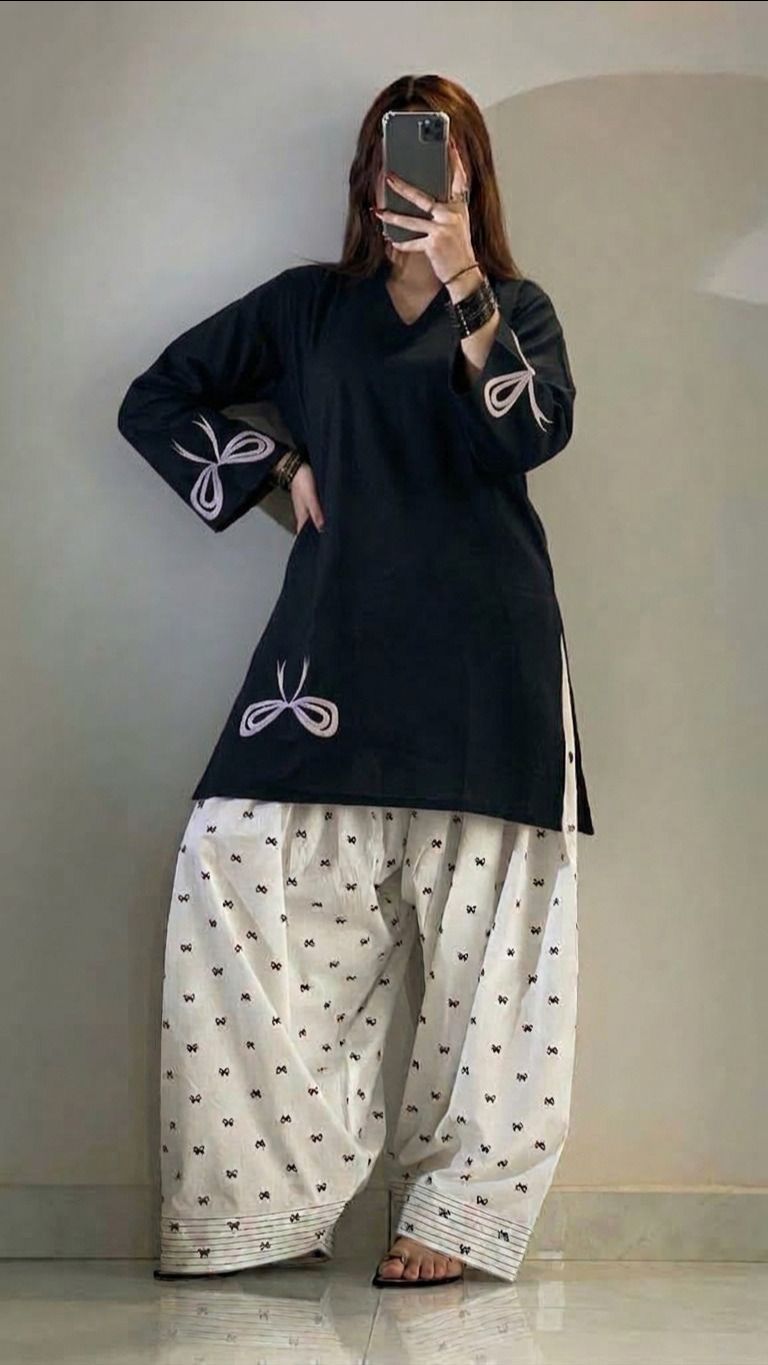 Bow Embroidered Cotton Farshi Shalwar 2-Piece Suit