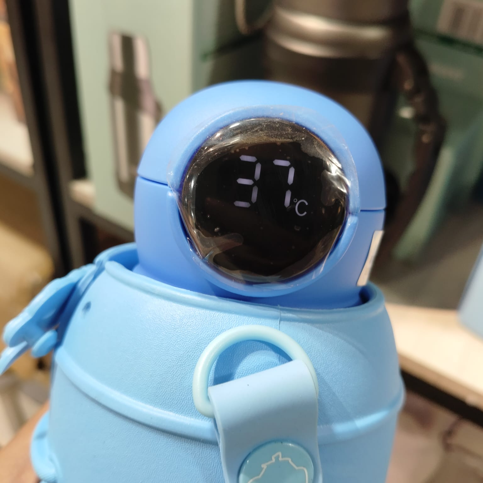 Digital Display Children's Thermos Bottle 650ML view 2