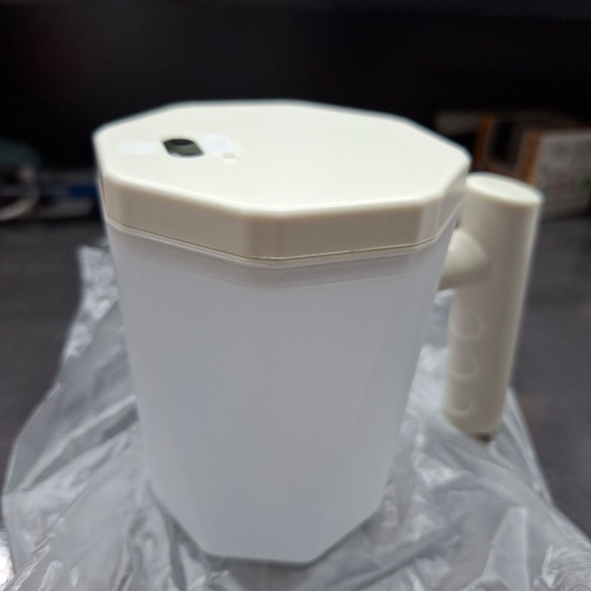 Automatic Coffee Mixing Mug with Digital Display view 5